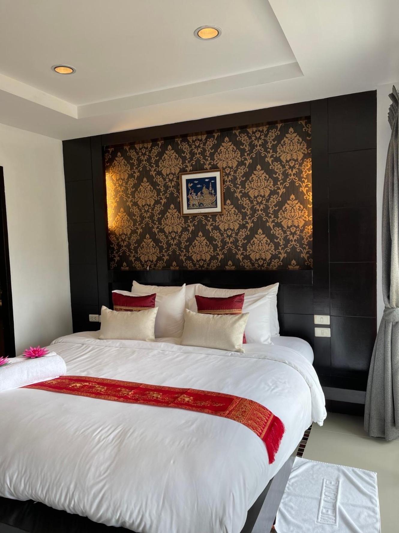 Elephant Room Patong Exterior foto